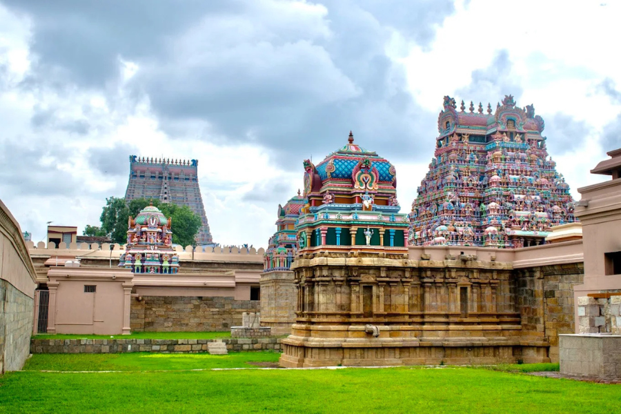 Best Chozha Nadu Divya Desam Yatra Tour Bookings Agency in Chennai